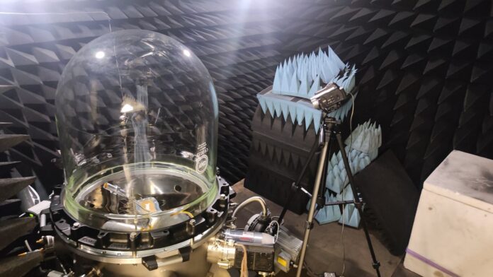 Discharge test for launcher antenna