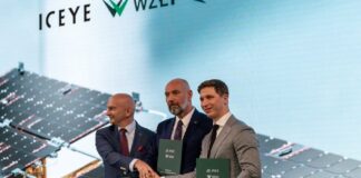 ICEYE, PGZ, and WZŁ-1 Enter Strategic Partnership: Mobile Ground Station for SAR Satellites to Be Built in Poland